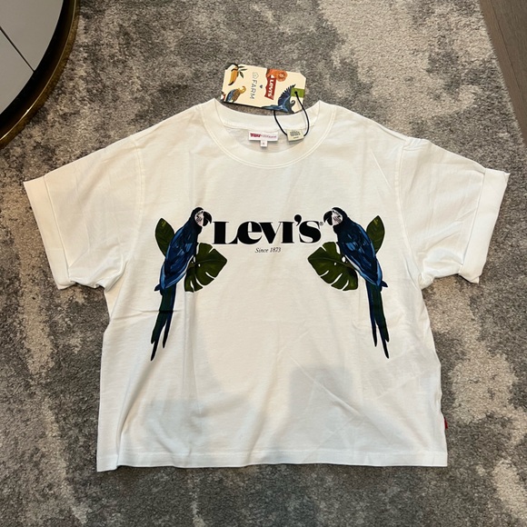 NWT Farm Rio for Levi’s white cropped t-shirt with parrots - Picture 6 of 6